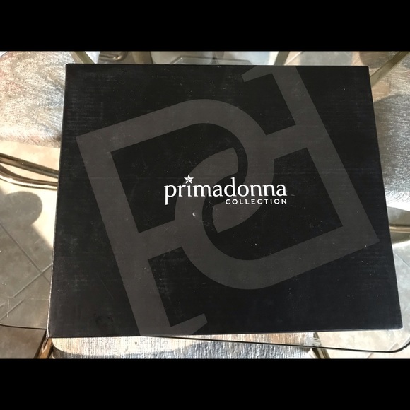 Shoes - Picture 2 of 3